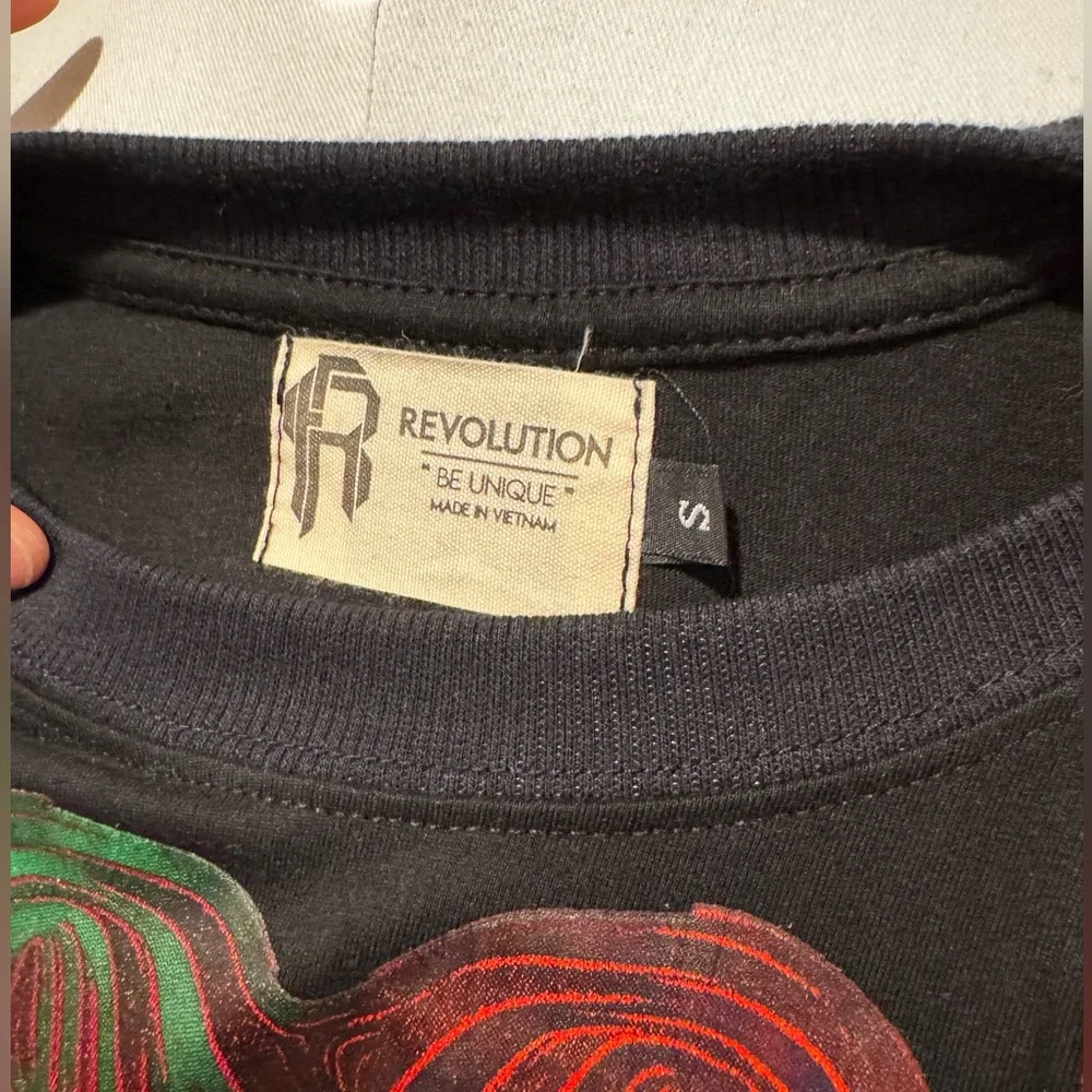 Oversized Graphic Tee - Picture 3 of 3